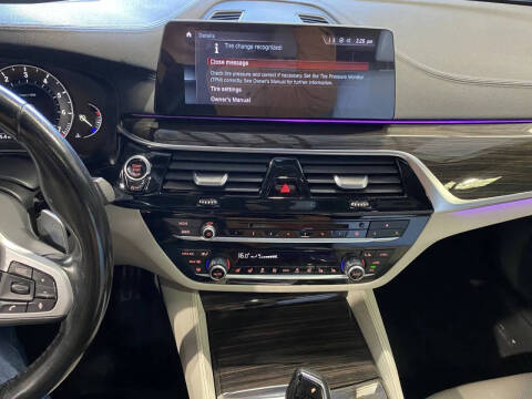 2018 BMW 5 Series 540i