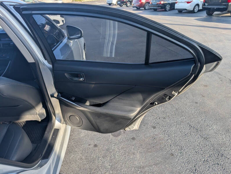 2015 Lexus IS 250 Crafted Line