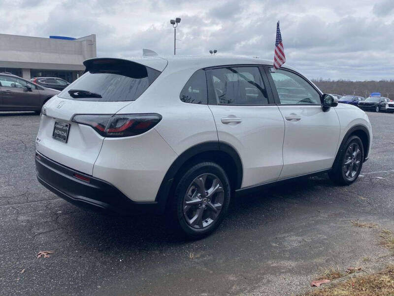 2026 Honda HR-V LX