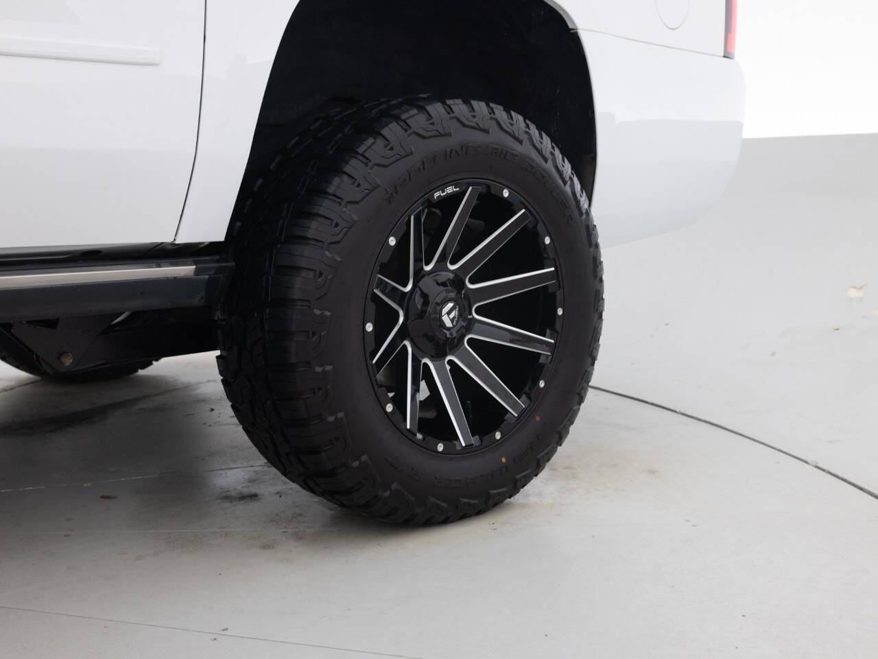 Used Car 2015 Chevrolet Suburban  Ltz 4x4 4dr Suv For Sale Under $25,000 In Coal City, Illinois