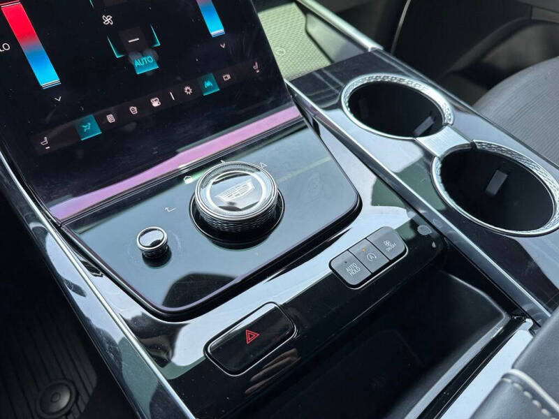 2025 Cadillac Escalade Sport