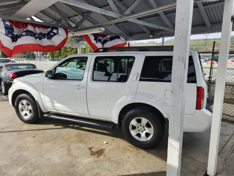 2012 Nissan Pathfinder SV