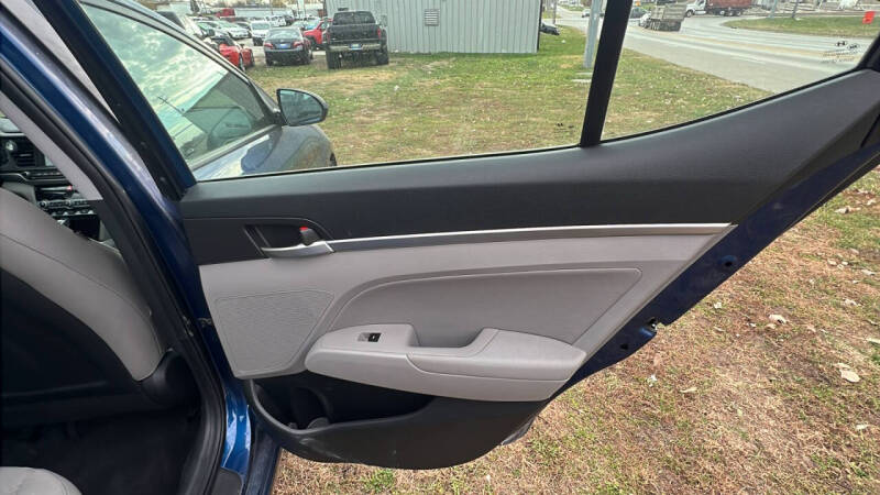 2020 Hyundai Elantra