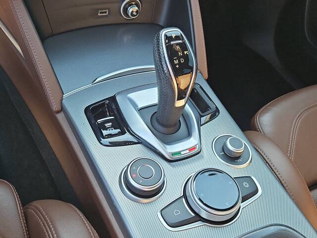 2021 Alfa Romeo Stelvio Ti Sport