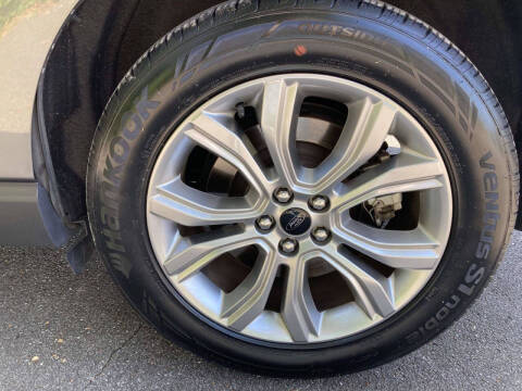 2024 Ford Edge Titanium