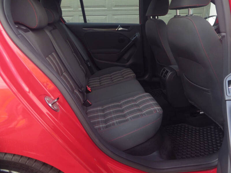 2012 Volkswagen GTI Base PZEV