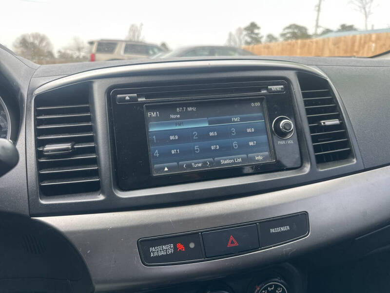 2014 Mitsubishi Lancer SE