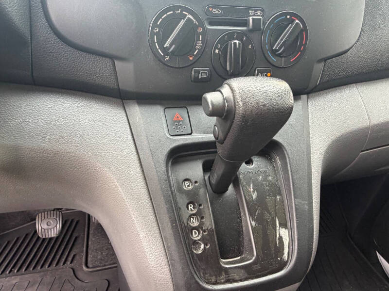2014 Nissan NV200 SV