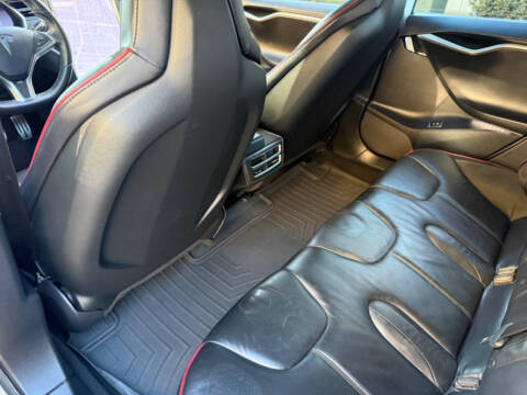 2013 Tesla Model S Performance