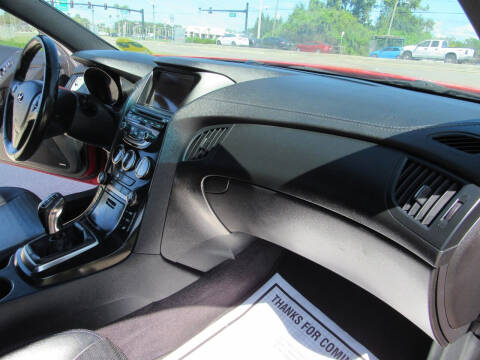 2013 Hyundai Genesis Coupe 3.8 Grand Touring