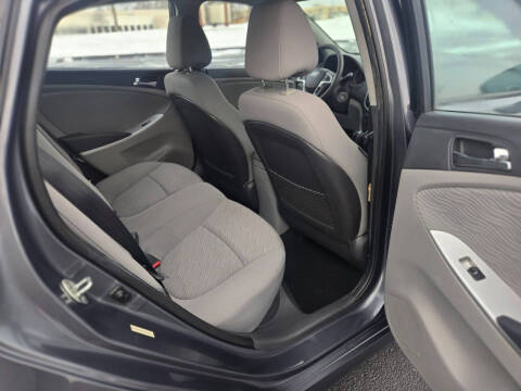 2013 Hyundai Accent GLS