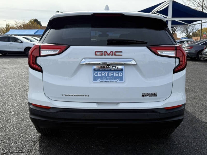 2023 GMC Terrain SLE