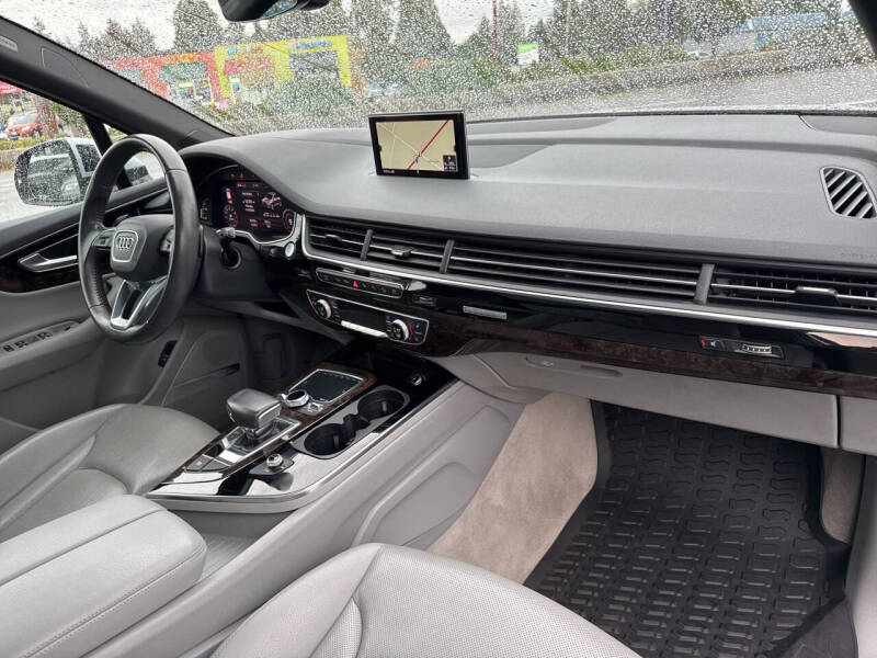 2019 Audi Q7 quattro Prestige 55 TFSI