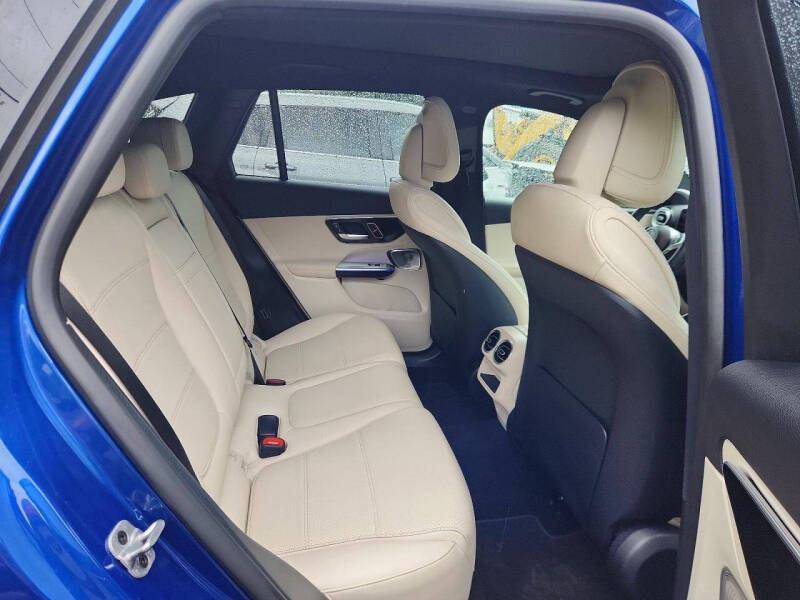 2025 Mercedes-Benz GLC GLC 300 4MATIC