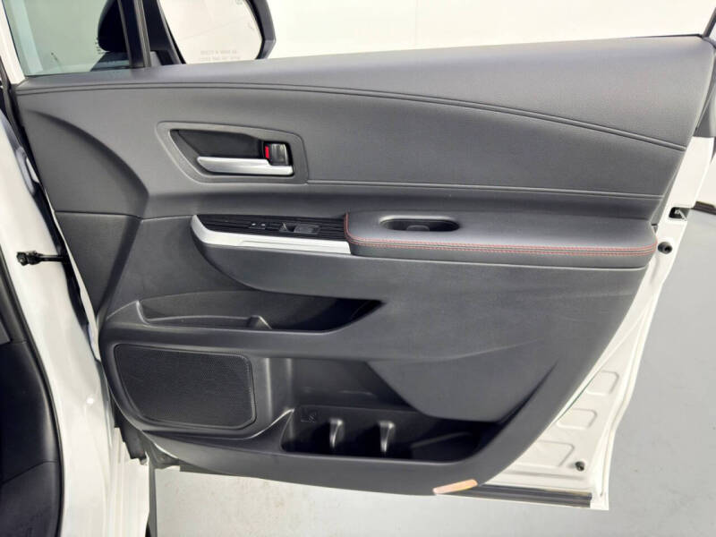 2025 Toyota Sienna XSE 7-Passenger