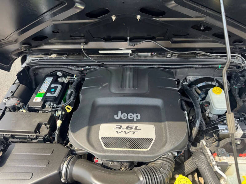 2012 Jeep Wrangler Unlimited Sport