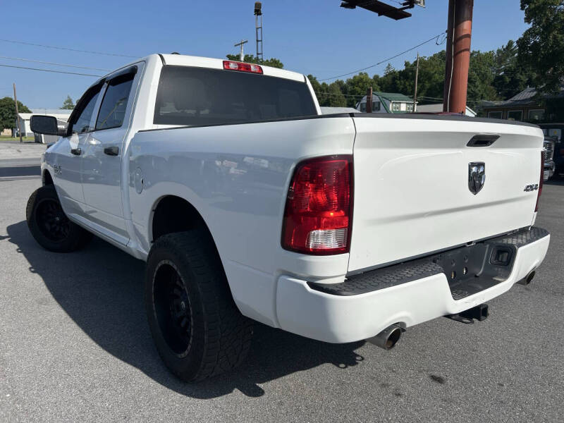 2017 RAM 1500 Express