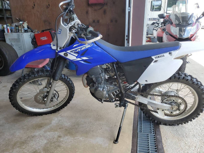 2000 Yamaha TT-R230