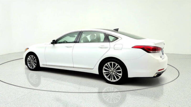 2017 Genesis G80