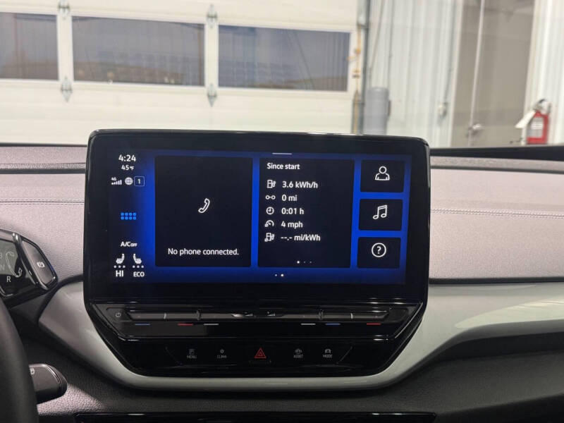 2023 Volkswagen ID.4 Pro S Plus