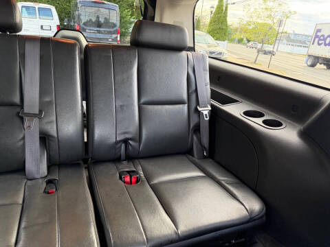 2011 Cadillac Escalade ESV Premium