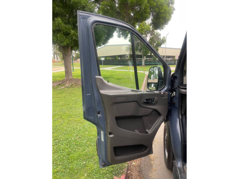 2020 Ford Transit 250