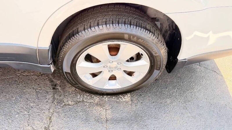 2012 Subaru Outback 2.5i