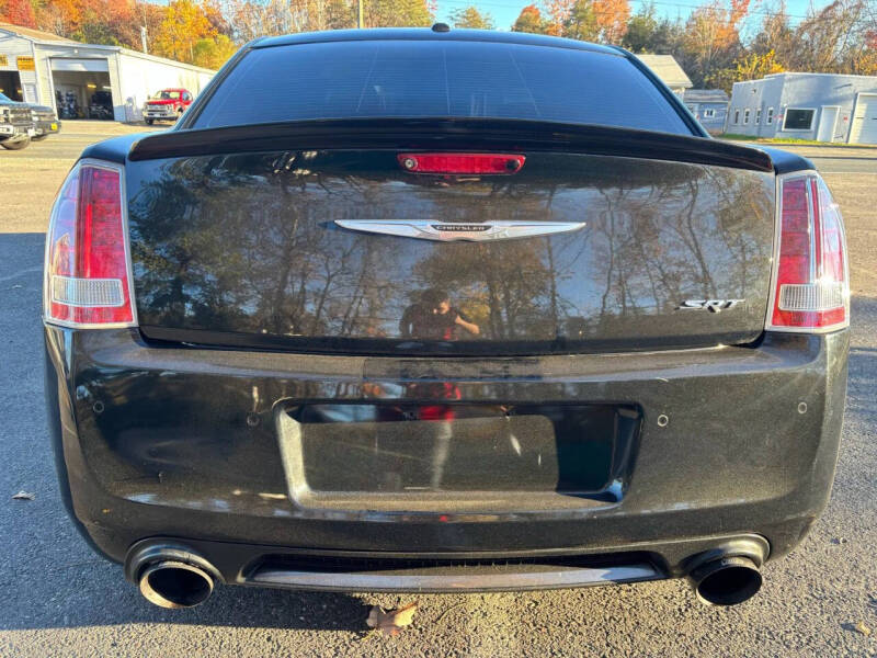 2014 Chrysler 300 SRT8