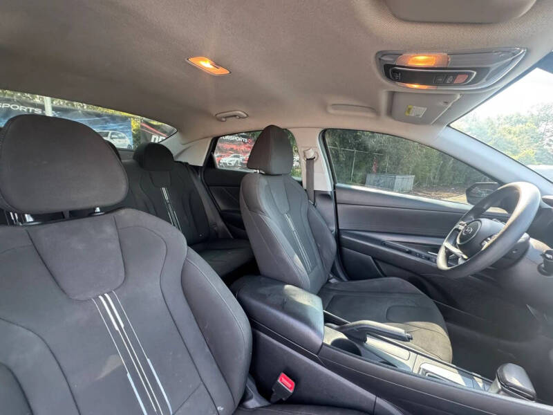 2022 Hyundai Elantra