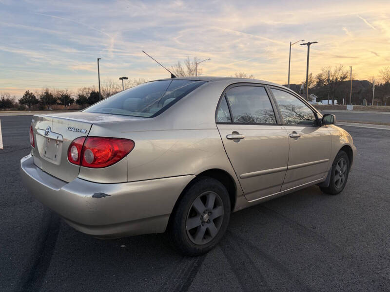 2005 Toyota Corolla LE
