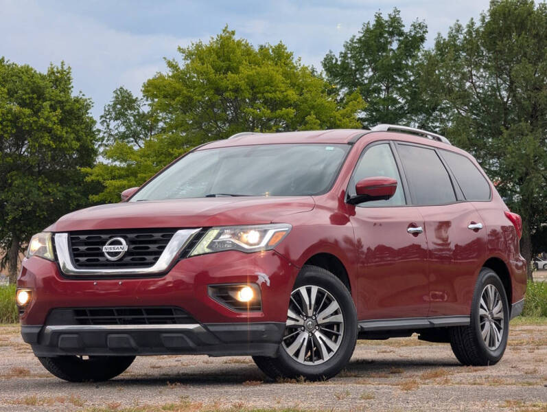 2017 Nissan Pathfinder SV