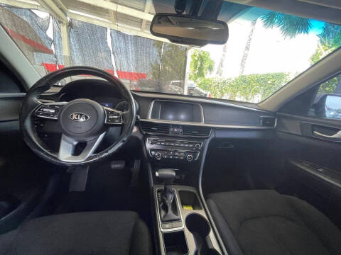 2019 Kia Optima LX