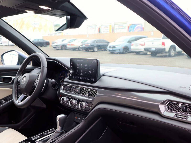 2025 Acura Integra w/Tech w/A-SPEC