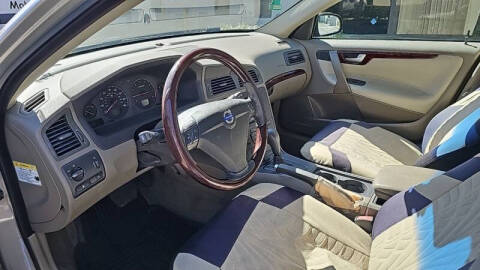2003 Volvo V70 2.4T