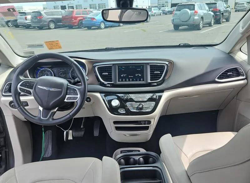 2018 Chrysler Pacifica Touring L