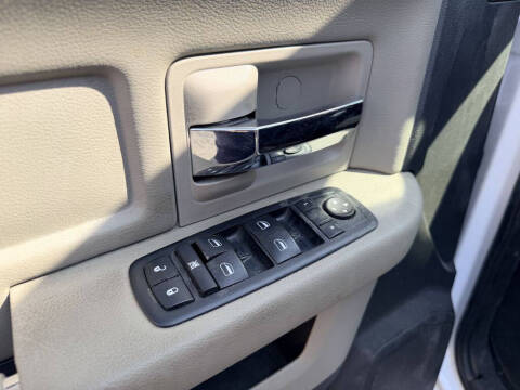2011 RAM 1500 ST