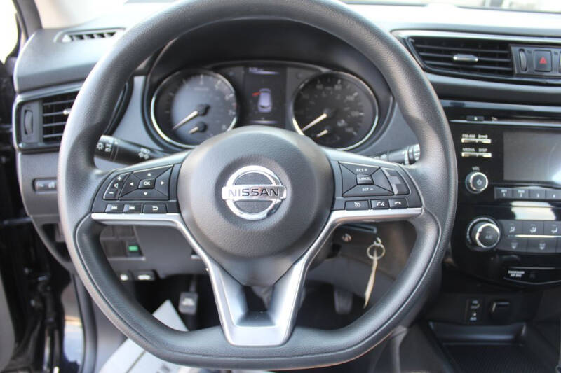 2017 Nissan Rogue Sport S