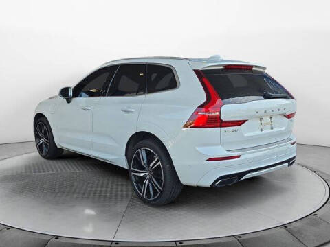 2019 Volvo XC60 T8 eAWD R-Design