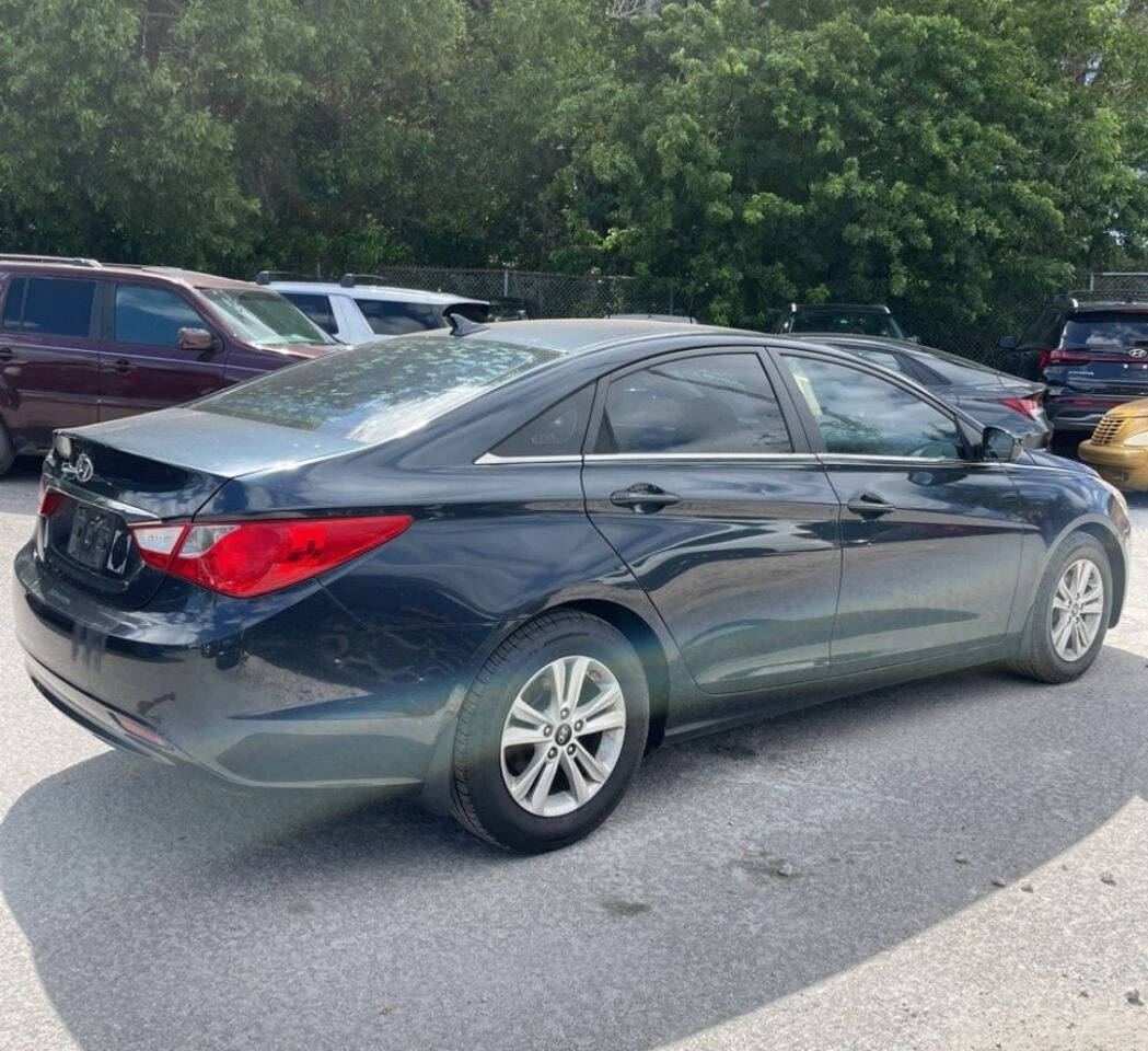 2011 Hyundai Sonata  - $6,900