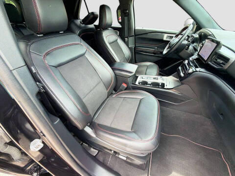2022 Ford Explorer ST-Line