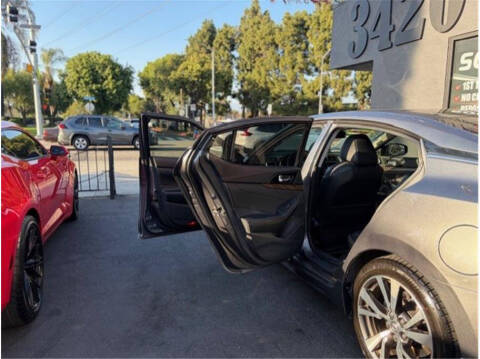 2017 Nissan Maxima Platinum