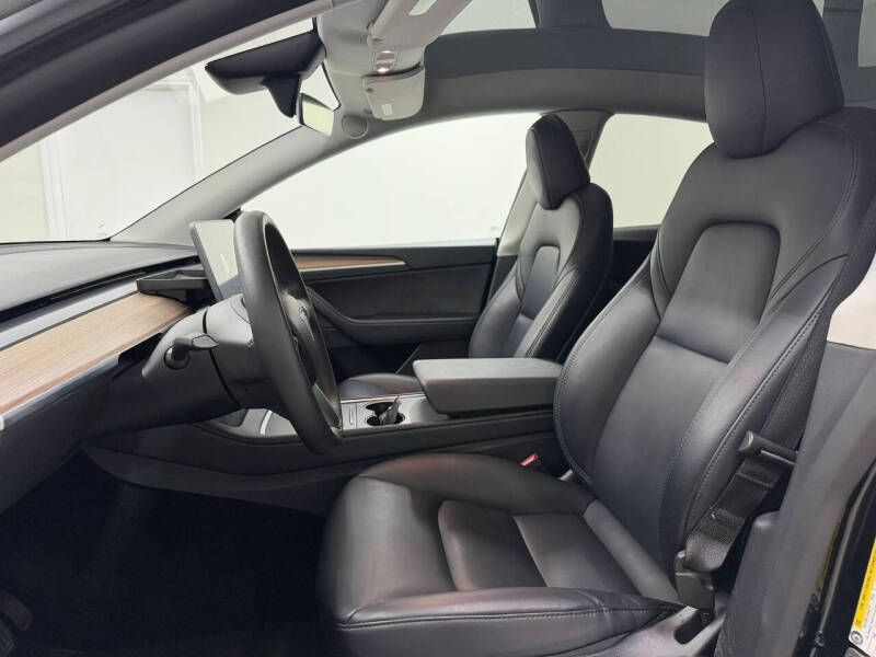 2025 Tesla Model Y Long Range