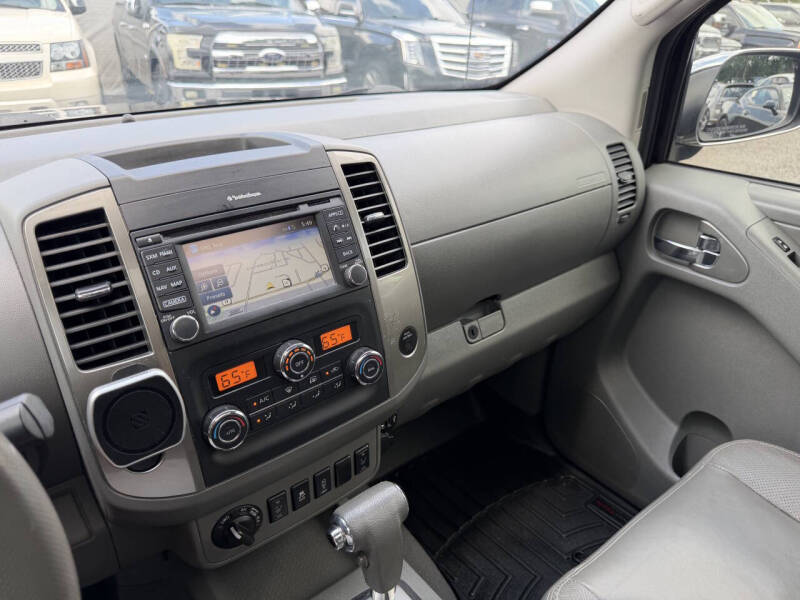 2019 Nissan Frontier SL