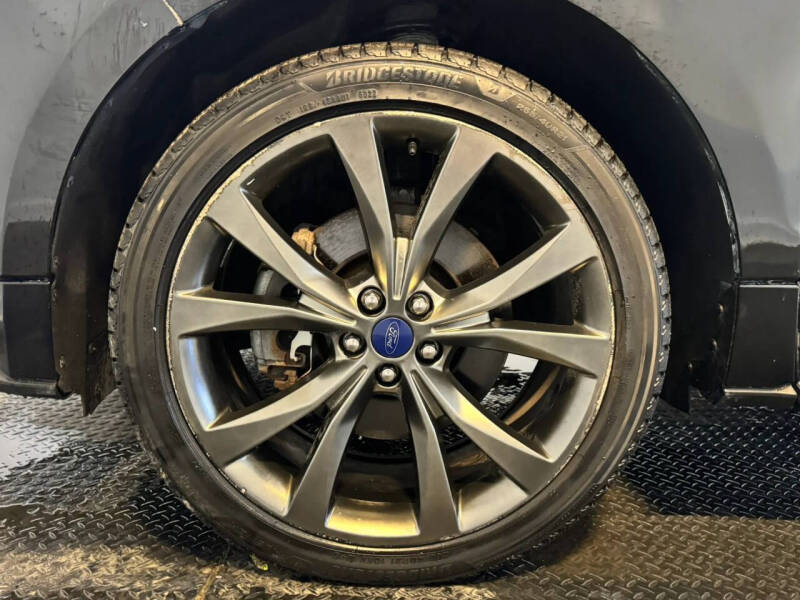 2016 Ford Edge Sport