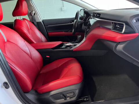 2020 Toyota Camry XSE
