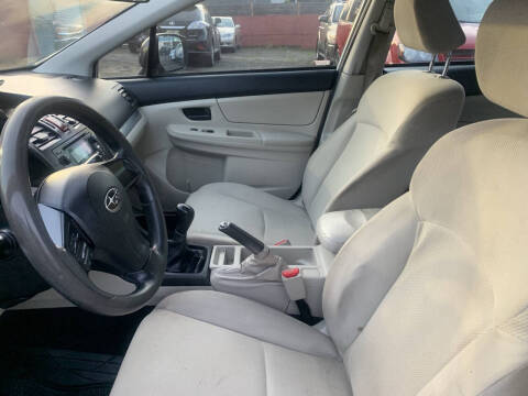 2013 Subaru Impreza 2.0i