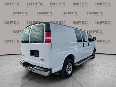 2023 GMC Savana 2500