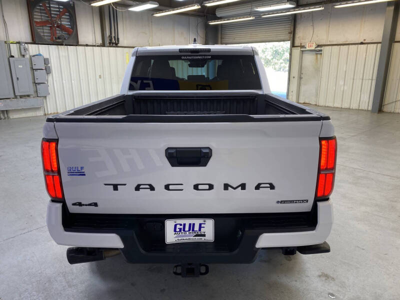 2025 Toyota Tacoma TRD Sport HV