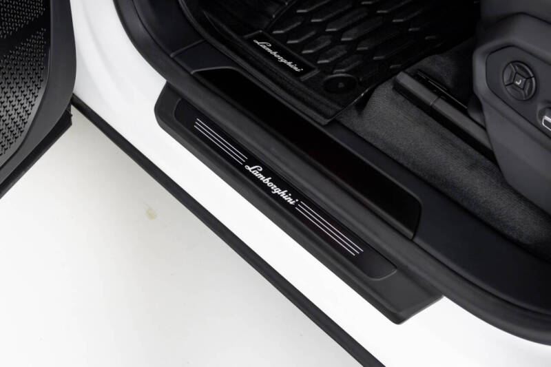 2024 Lamborghini Urus S