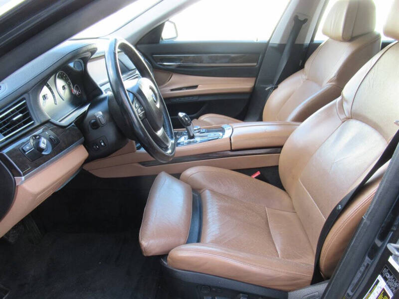 2012 BMW 7 Series